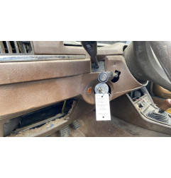 Interrupteur de leve vitre avant droit PEUGEOT 604