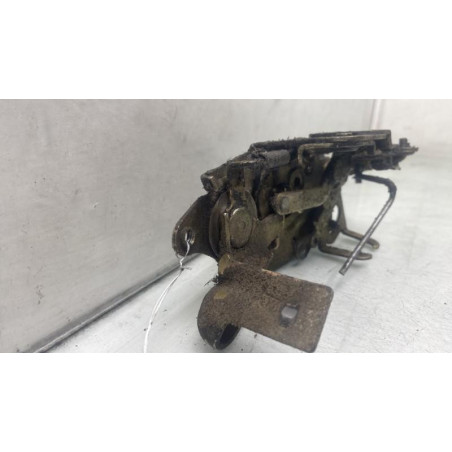 Serrure avant droit PEUGEOT 604