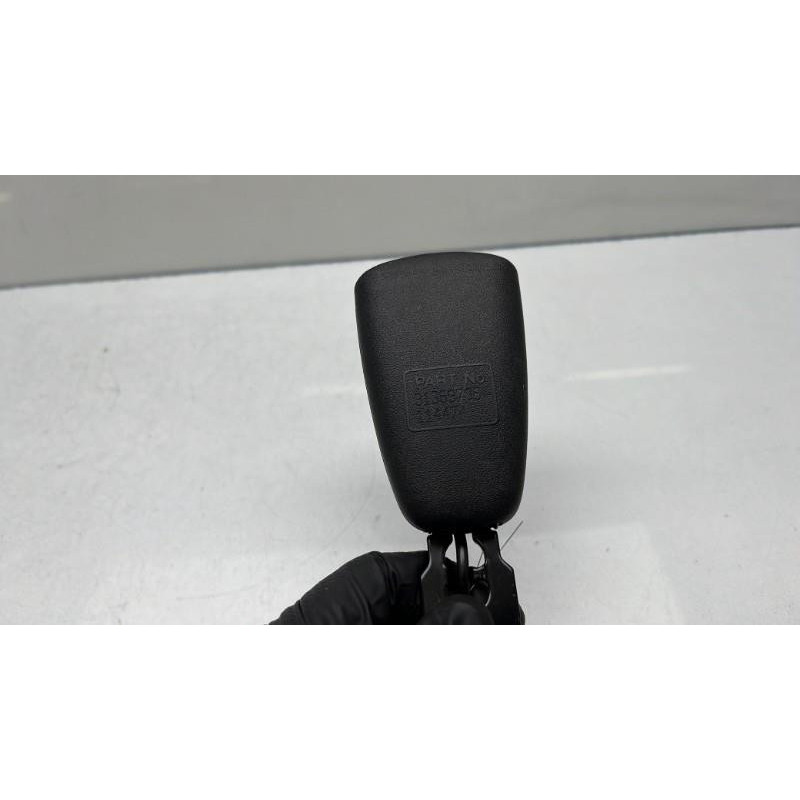 Attache ceinture avant droit VOLVO XC 60 1 Photo n°4