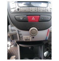 Custode arriere gauche PEUGEOT 107