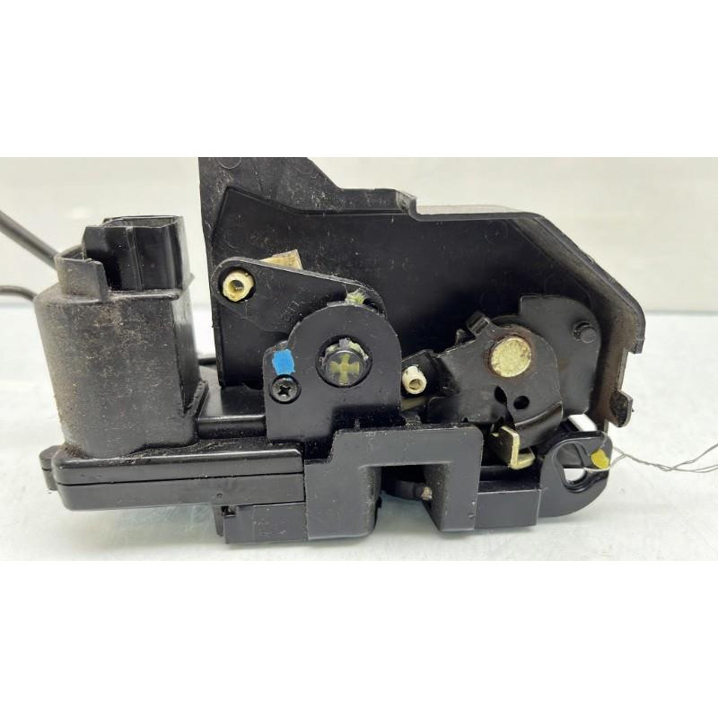 Serrure avant gauche HYUNDAI GETZ Photo n°6