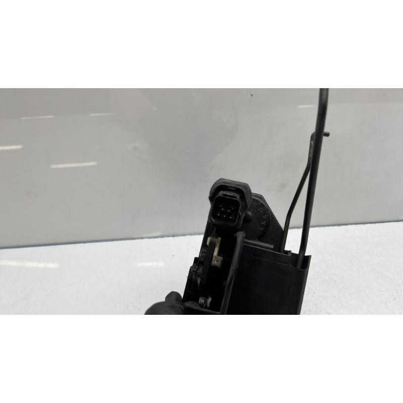 Serrure avant gauche HYUNDAI GETZ Photo n°8