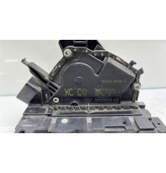 Serrure avant gauche FORD FOCUS 1