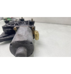 Leve vitre electrique avant gauche FORD FIESTA 4 Photo n°1