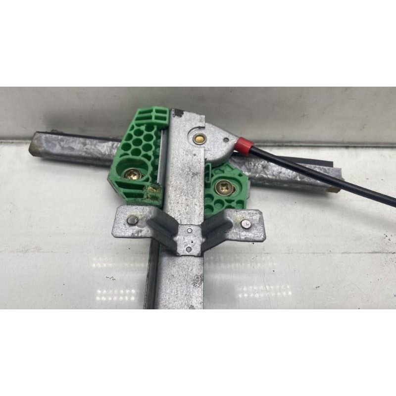 Leve vitre electrique avant gauche FORD FIESTA 4 Photo n°5