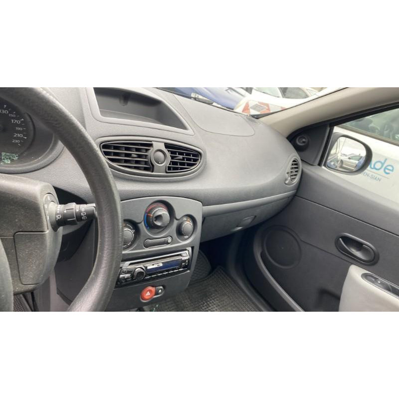 Poignee porte avant droit RENAULT CLIO 3 Photo n°13