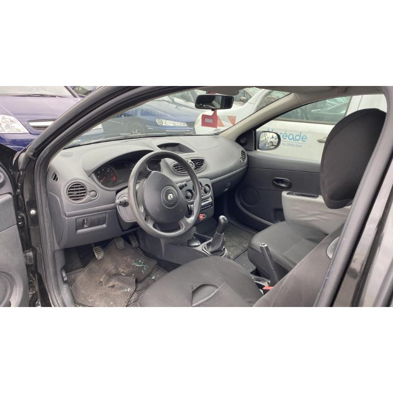 Poignee porte avant droit RENAULT CLIO 3 Photo n°20