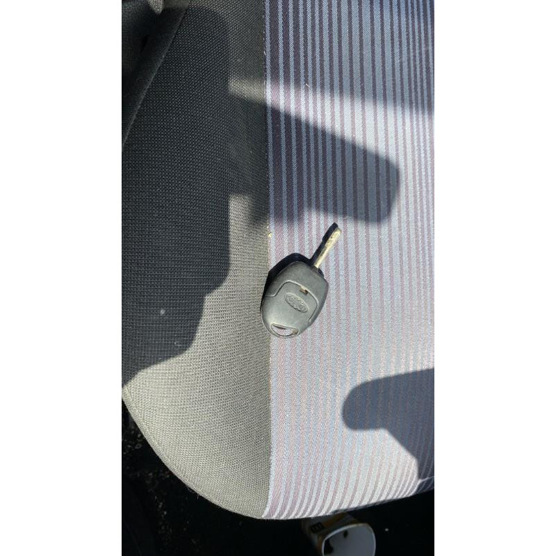 Vitre avant droit FORD FUSION Photo n°18