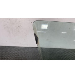 Vitre avant droit PEUGEOT 405