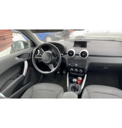 Feu arriere stop central AUDI A1 1