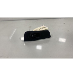 Interrupteur de leve vitre arriere droit AUDI A1 1