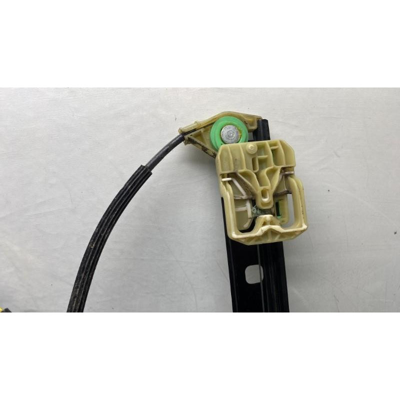 Leve vitre electrique avant droit AUDI A1 1 Photo n°12