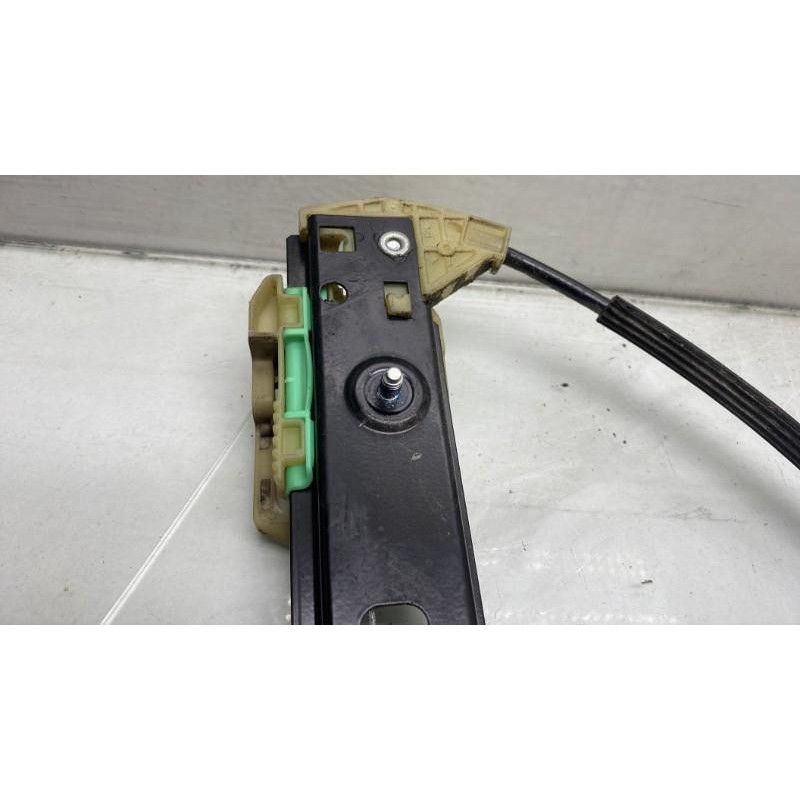 Leve vitre electrique avant droit AUDI A1 1 Photo n°13