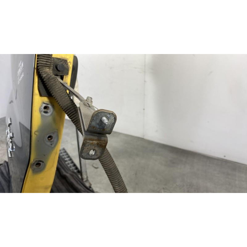 Porte de coffre droit RENAULT TRAFIC 2 Photo n°3