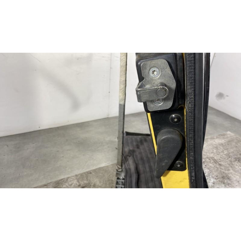 Porte de coffre droit RENAULT TRAFIC 2 Photo n°14