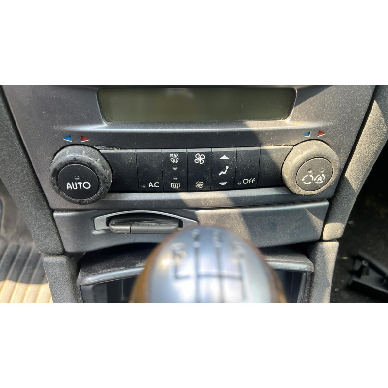 Feu arriere principal droit (feux) RENAULT LAGUNA 2 Photo n°4