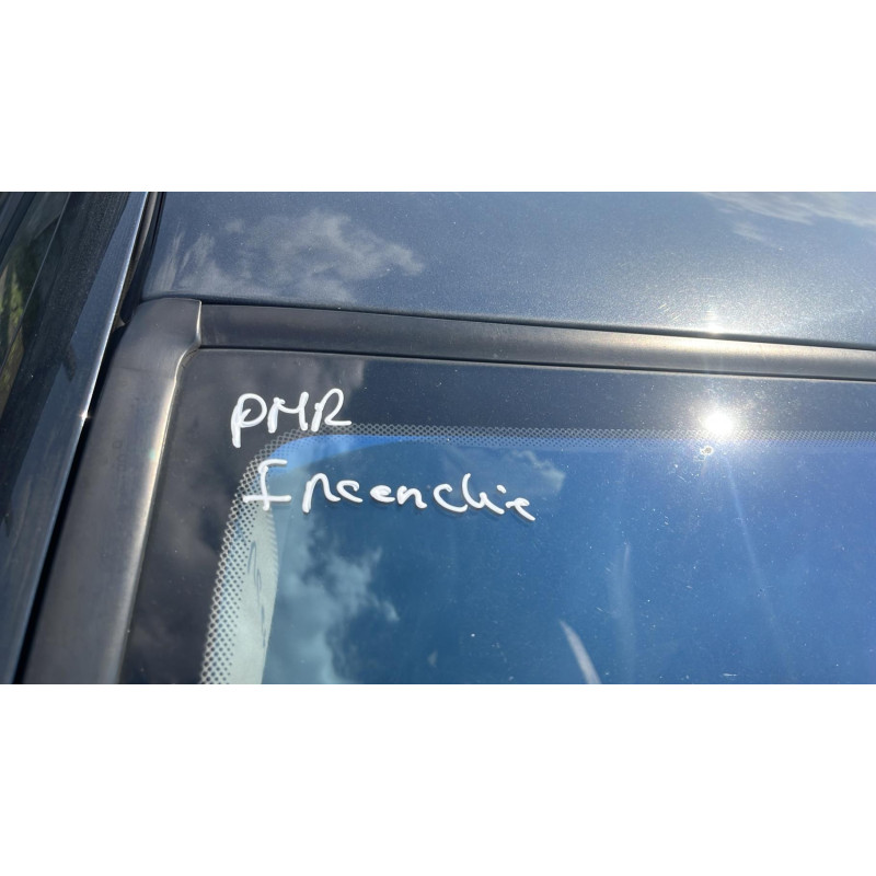 Feu arriere principal droit (feux) RENAULT LAGUNA 2 Photo n°9