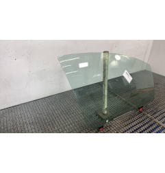 Vitre avant droit TOYOTA YARIS 3
