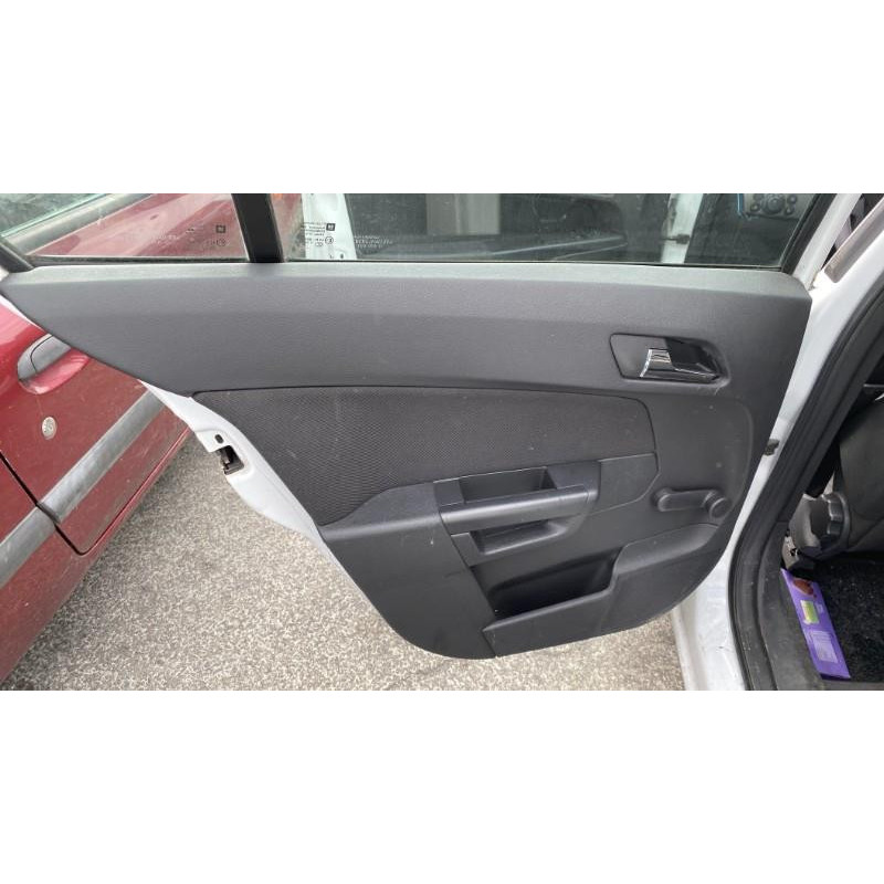 Feu arriere principal droit (feux) OPEL ASTRA H Photo n°8