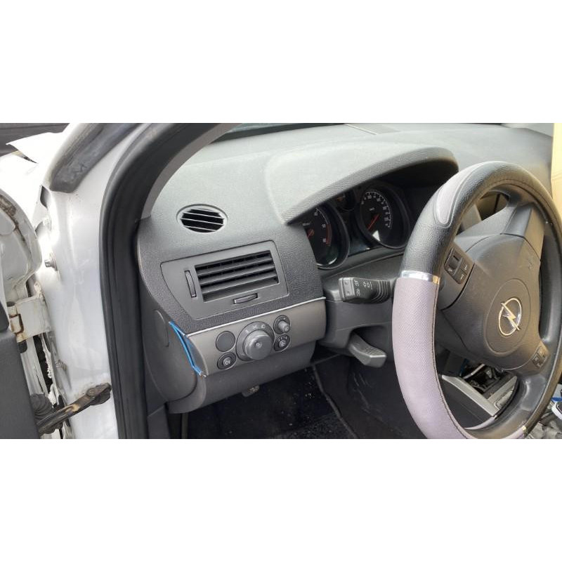 Feu arriere principal droit (feux) OPEL ASTRA H Photo n°12