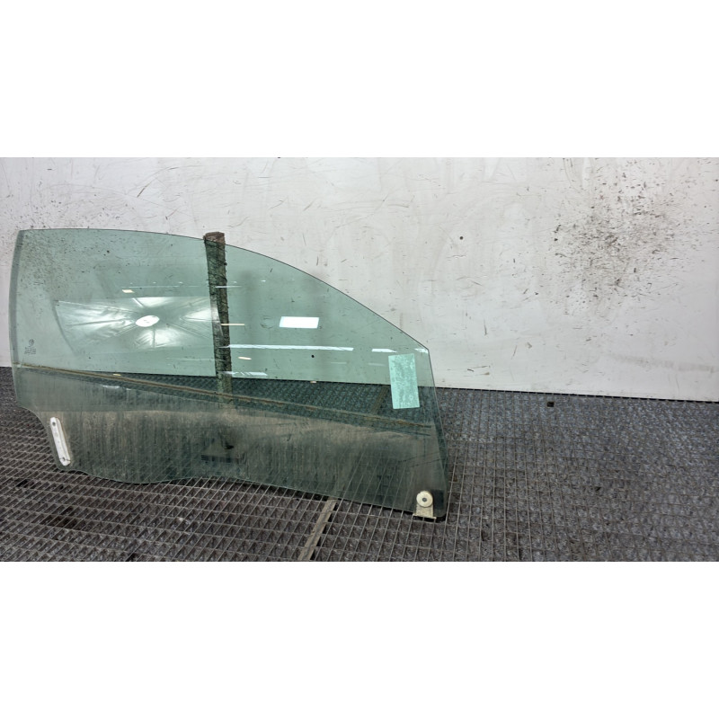 Vitre avant droit ALFA ROMEO GT Photo n°2