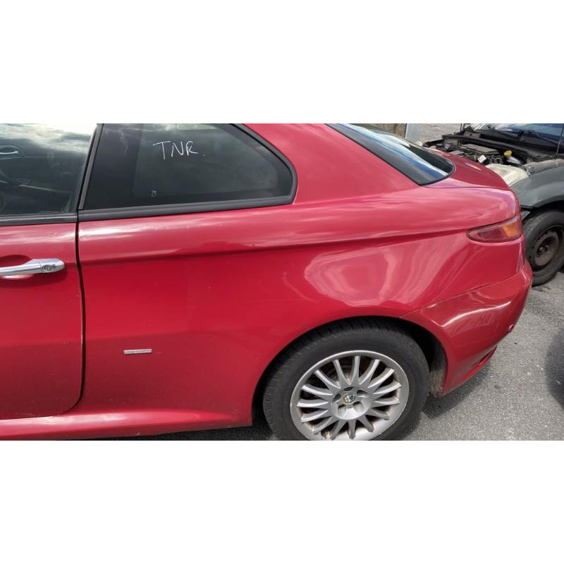 Vitre avant droit ALFA ROMEO GT Photo n°15