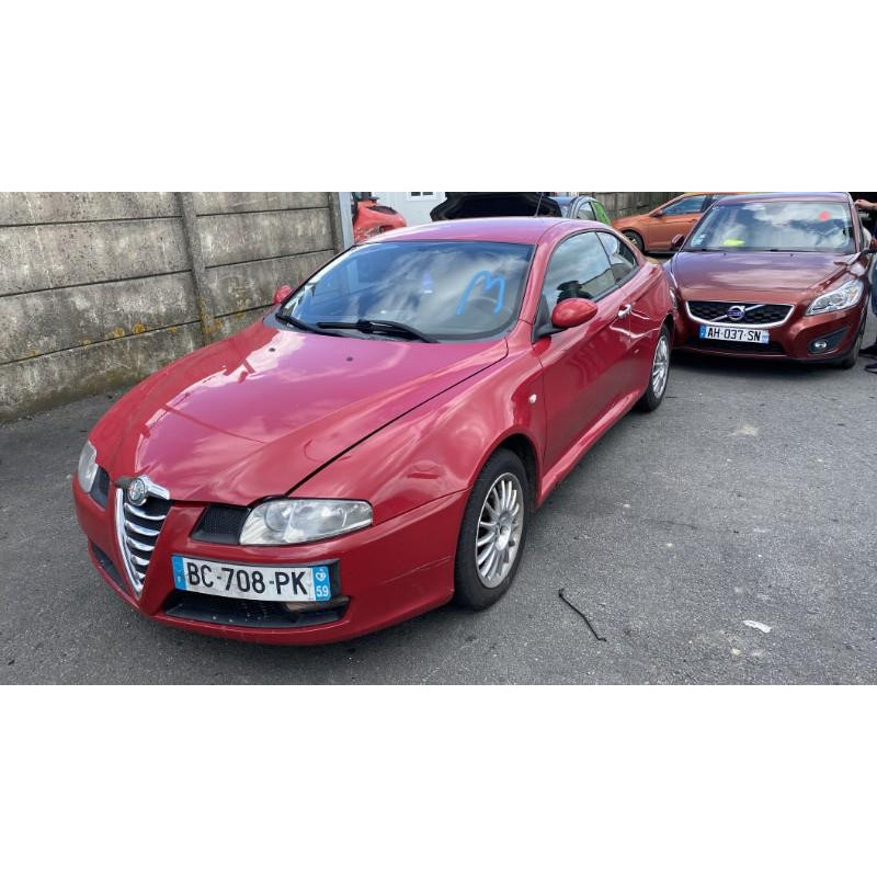 Vitre avant gauche ALFA ROMEO GT Photo n°19