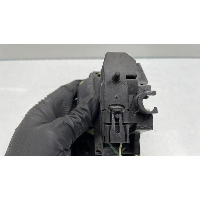 Serrure avant droit RENAULT SCENIC 1 Photo n°3