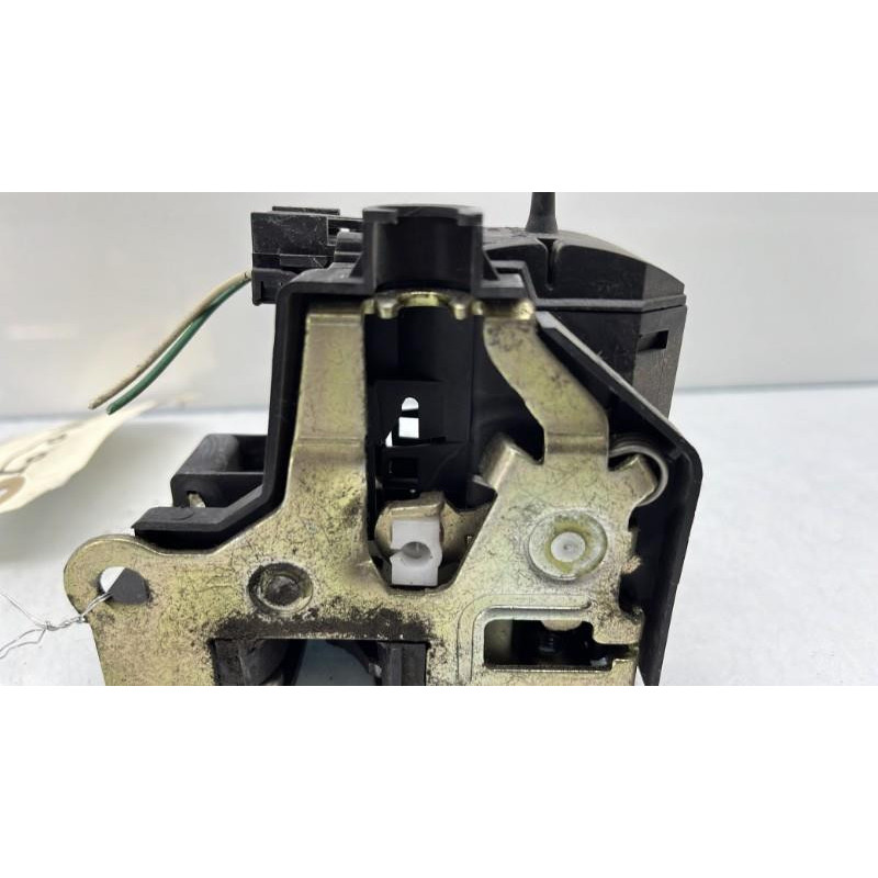 Serrure avant droit RENAULT SCENIC 1 Photo n°4