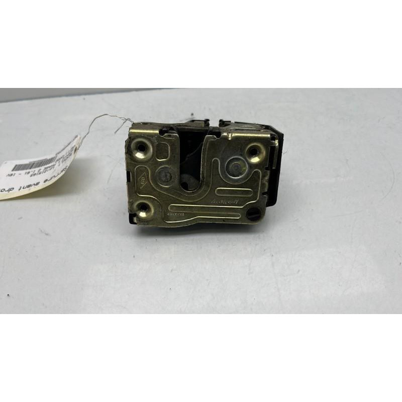 Serrure avant droit RENAULT SCENIC 1 Photo n°8