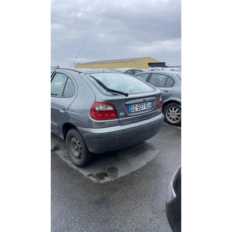 Pare soleil gauche RENAULT MEGANE 1 Photo n°19