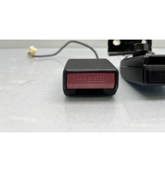 Attache ceinture arriere gauche PEUGEOT RCZ