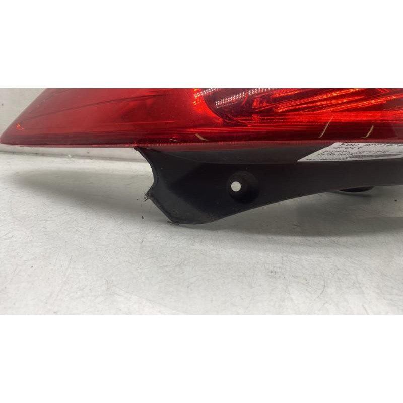 Feu arriere principal droit (feux) HYUNDAI I 20 1 Photo n°2