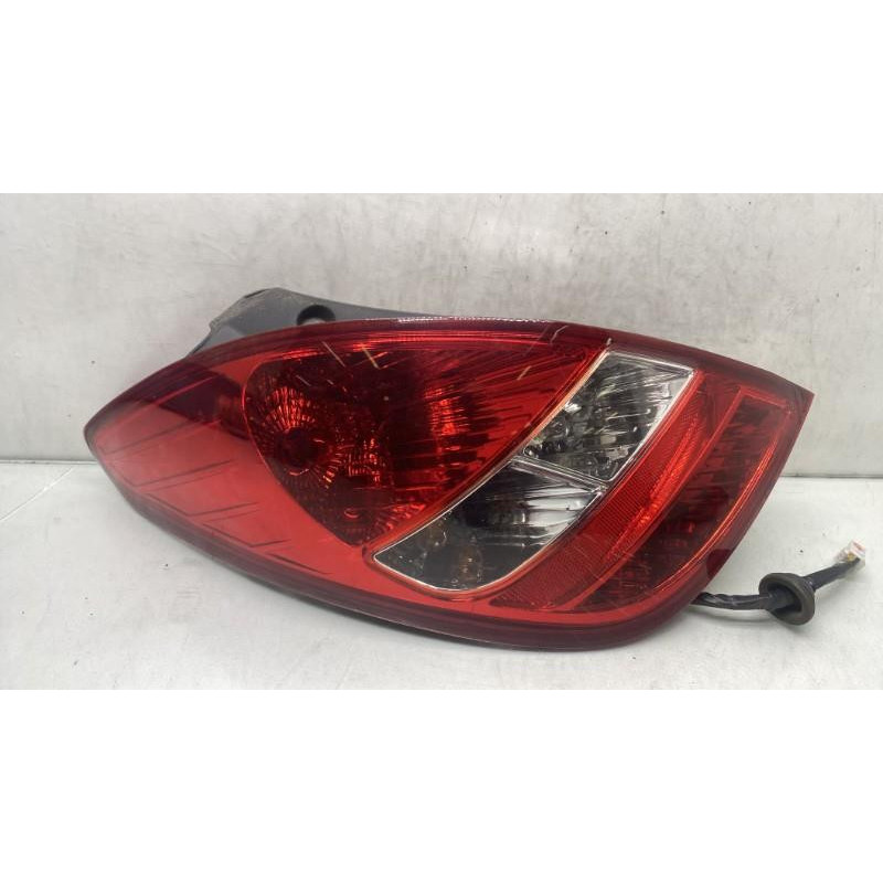 Feu arriere principal gauche (feux) HYUNDAI I 20 1 Photo n°9