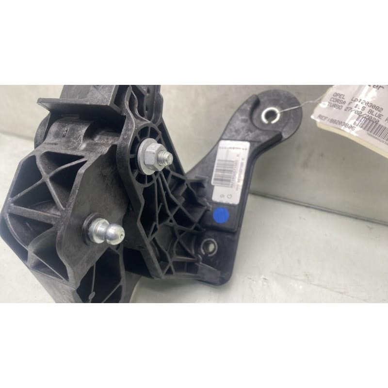 Pedale d'embrayage OPEL CORSA F Photo n°4