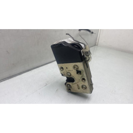 Serrure avant droit PEUGEOT 307