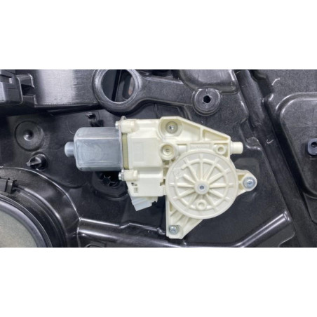 Leve vitre electrique avant droit MERCEDES CLASSE A 176 Photo n°1