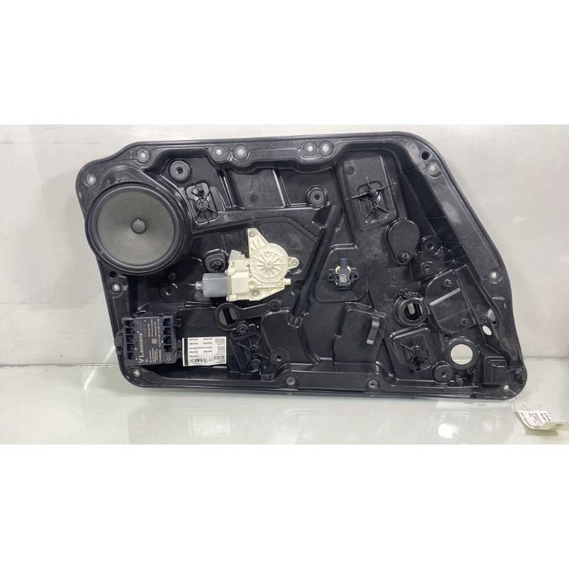 Leve vitre electrique avant gauche MERCEDES CLASSE A 176 Photo n°5