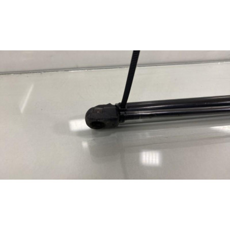 Verin de coffre MERCEDES CLASSE A 176