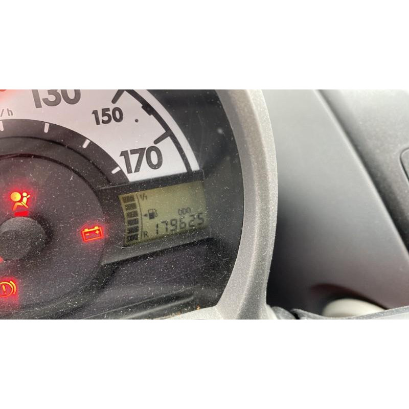 Serrure avant gauche TOYOTA AYGO 1 Photo n°9