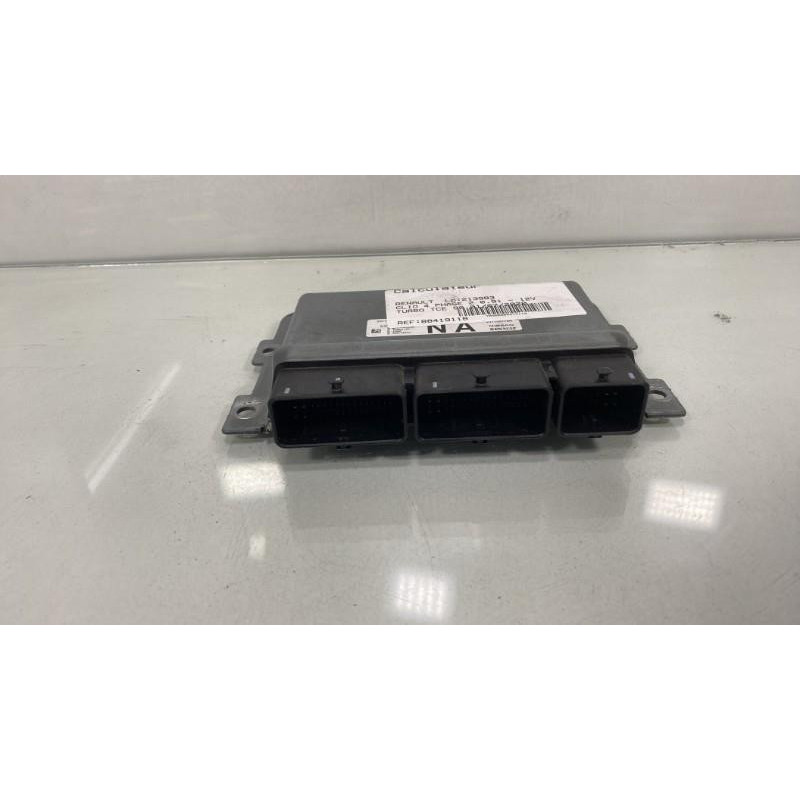 Calculateur moteur RENAULT CLIO 4 Photo n°2