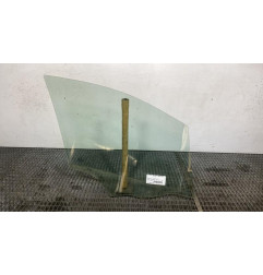 Vitre avant gauche PEUGEOT 208 1