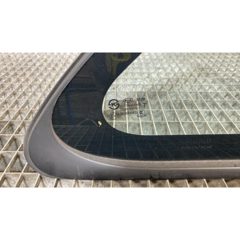 Custode arriere droit KIA RIO 3 Photo n°3