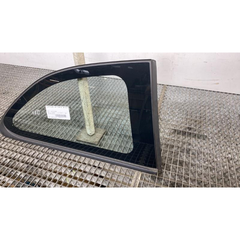 Custode arriere droit KIA RIO 3 Photo n°4