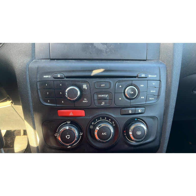 Custode arriere droit CITROEN C4 2 Photo n°17