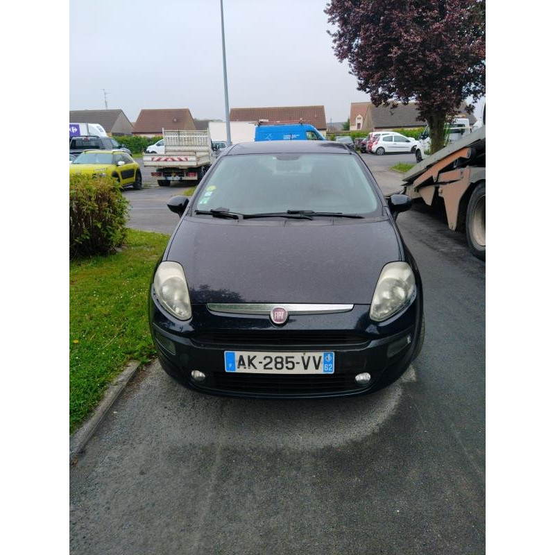 Moteur FIAT PUNTO EVO 3 Photo n°19