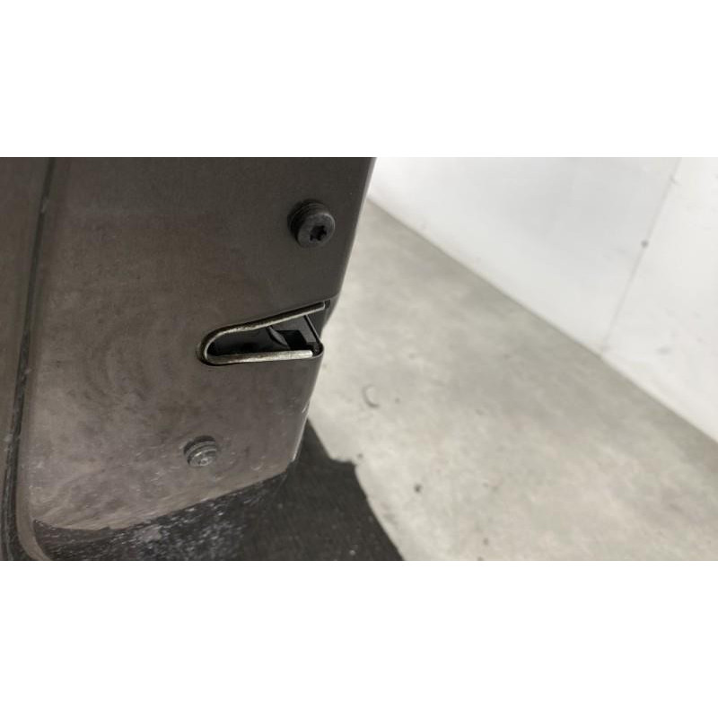 Porte avant gauche BMW SERIE 1 E87 Photo n°4