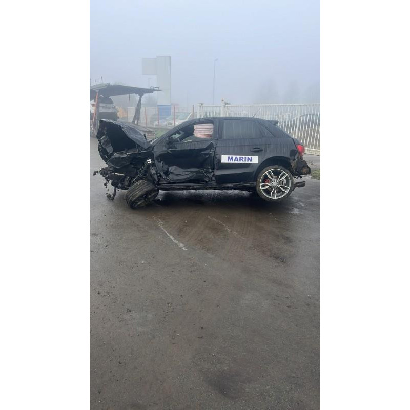 Vitre arriere gauche AUDI A1 1 Photo n°10