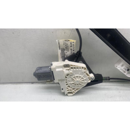 Leve vitre electrique arriere droit AUDI A1 1 Photo n°1