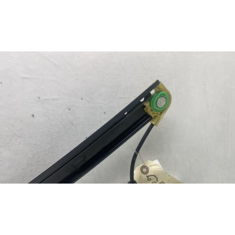 Leve vitre electrique arriere droit AUDI A1 1 Photo n°6